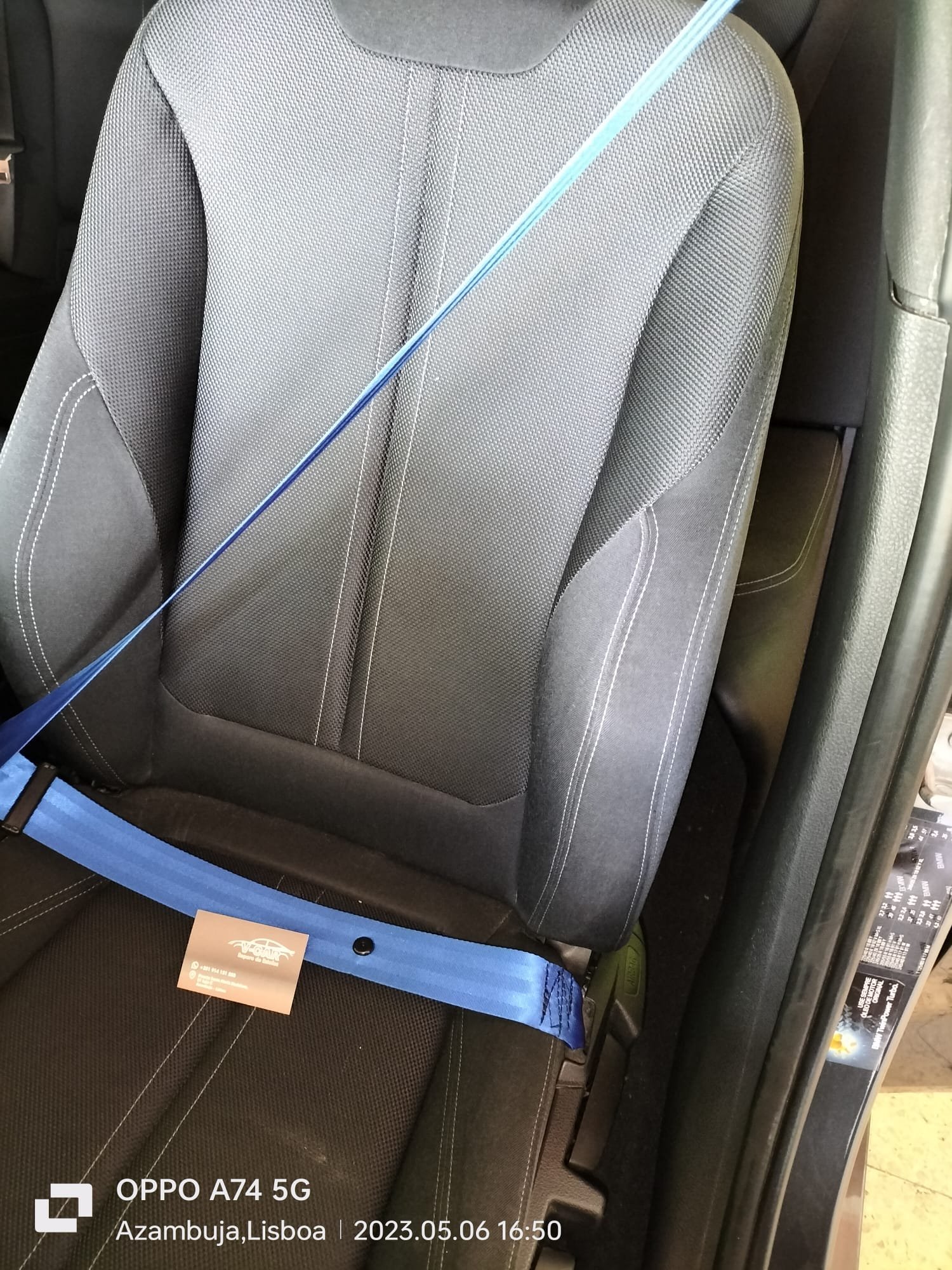 Detalhe de banco automóvel restaurado